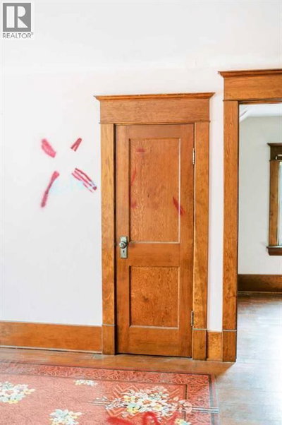 Image #1 of Commercial for Sale at 47, Stettler, Alberta