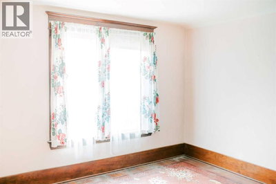 Image #1 of Commercial for Sale at 47, Stettler, Alberta