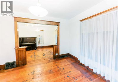 Image #1 of Commercial for Sale at 47, Stettler, Alberta