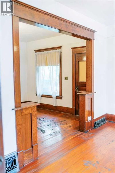 Image #1 of Commercial for Sale at 47, Stettler, Alberta