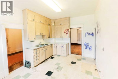 Image #1 of Commercial for Sale at 47, Stettler, Alberta