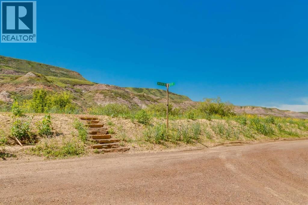 235 5 STREET Image 34