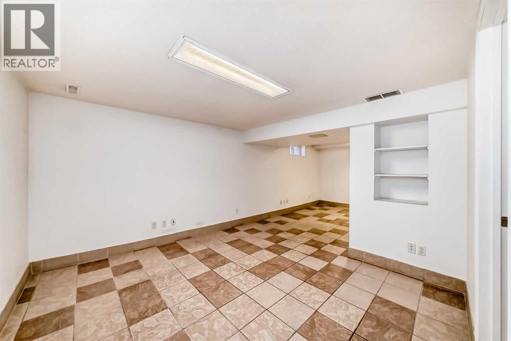 42 YPRES GREEN SOUTHWEST Image 34