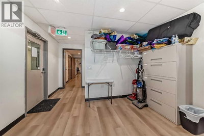 Image #1 of Commercial for Sale at 54, Calgary, Alberta