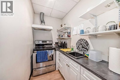 Image #1 of Commercial for Sale at 54, Calgary, Alberta