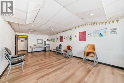 Image #1 of Commercial for Sale at 54, Calgary, Alberta