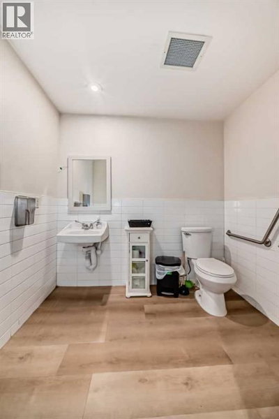 Image #1 of Commercial for Sale at 54, Calgary, Alberta