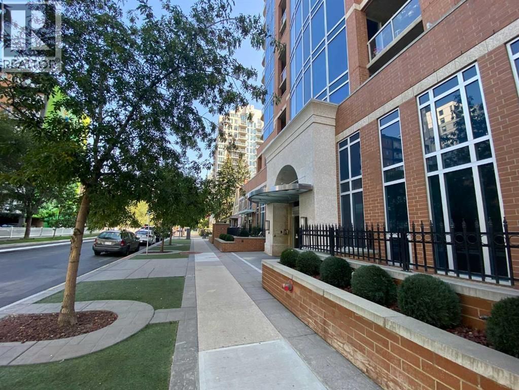 817 15 AVENUE SOUTHWEST Image 1