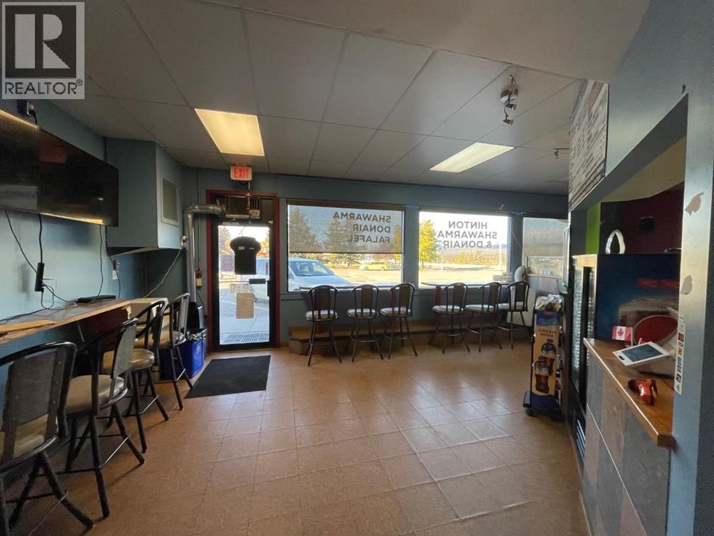 114 PARK STREET Image 3