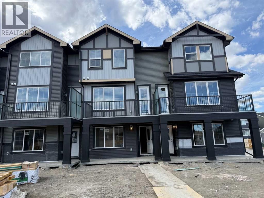 16 Sundown Place, Cochrane, Alberta T4C 3H2