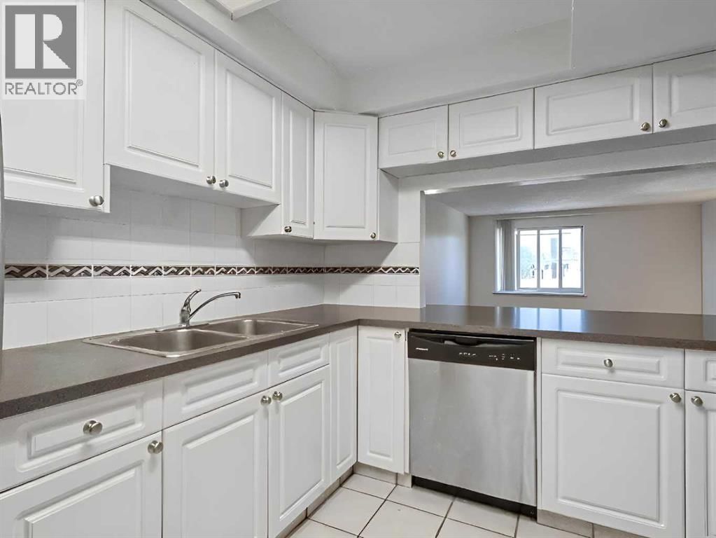 1625 14 Avenue property photo