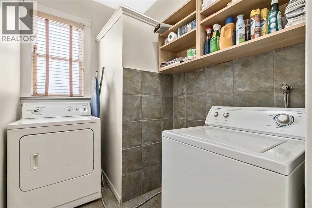 430 15 AVENUE NORTHEAST Image 10