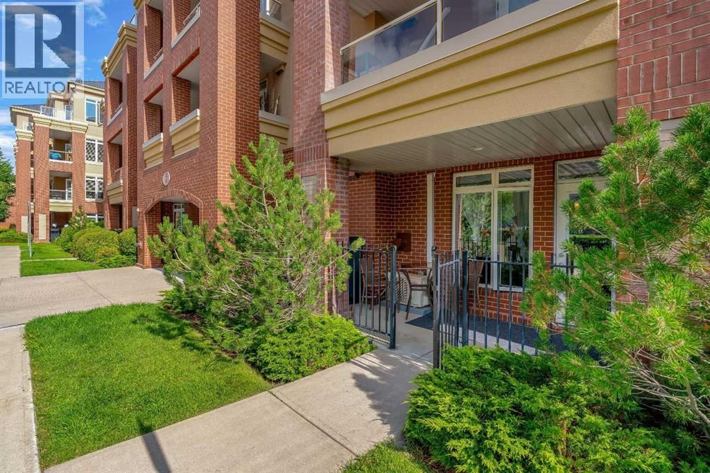 8 HEMLOCK CRESCENT SOUTHWEST Image 23