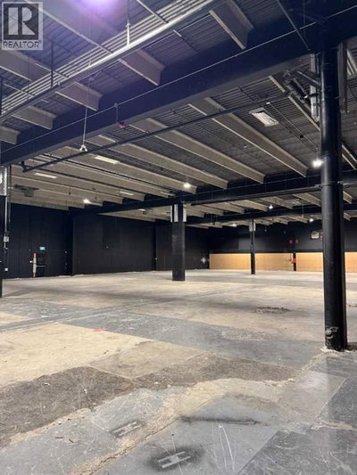 Image #1 of Commercial for Sale at 33, Calgary, Alberta