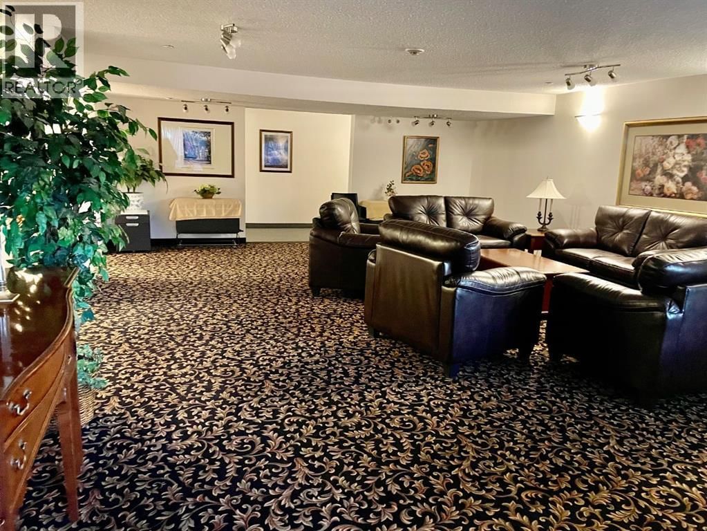 928 ARBOUR LAKE ROAD NORTHWEST Image 20