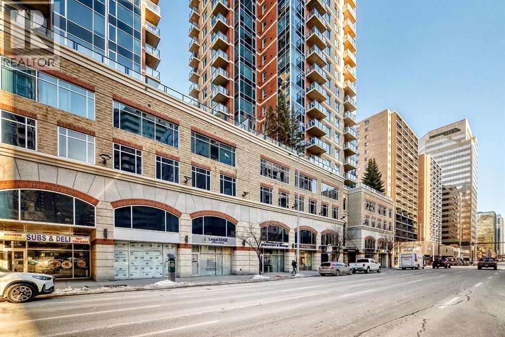 910 5 AVENUE SOUTHWEST Image 1