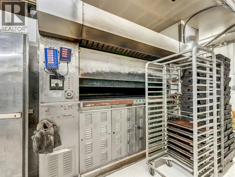 Image #1 of Restaurant for Sale at 3, Redcliff, Alberta