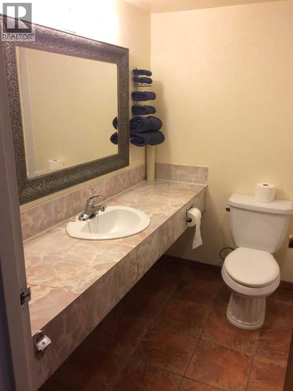 4830 4 AVENUE Image 7