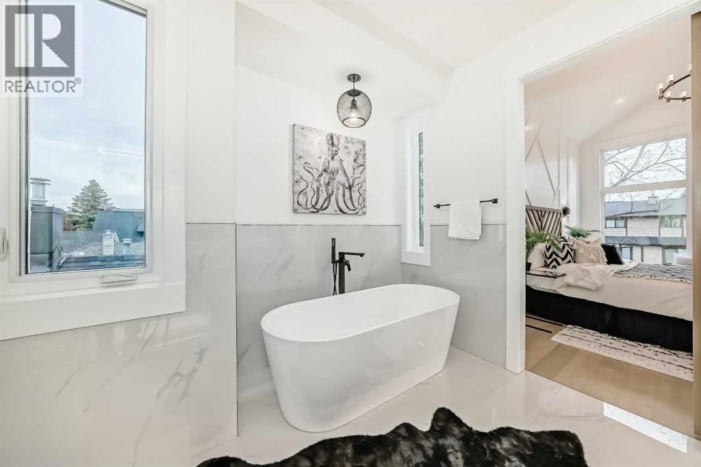 214 27 AVENUE NORTHWEST Image 24