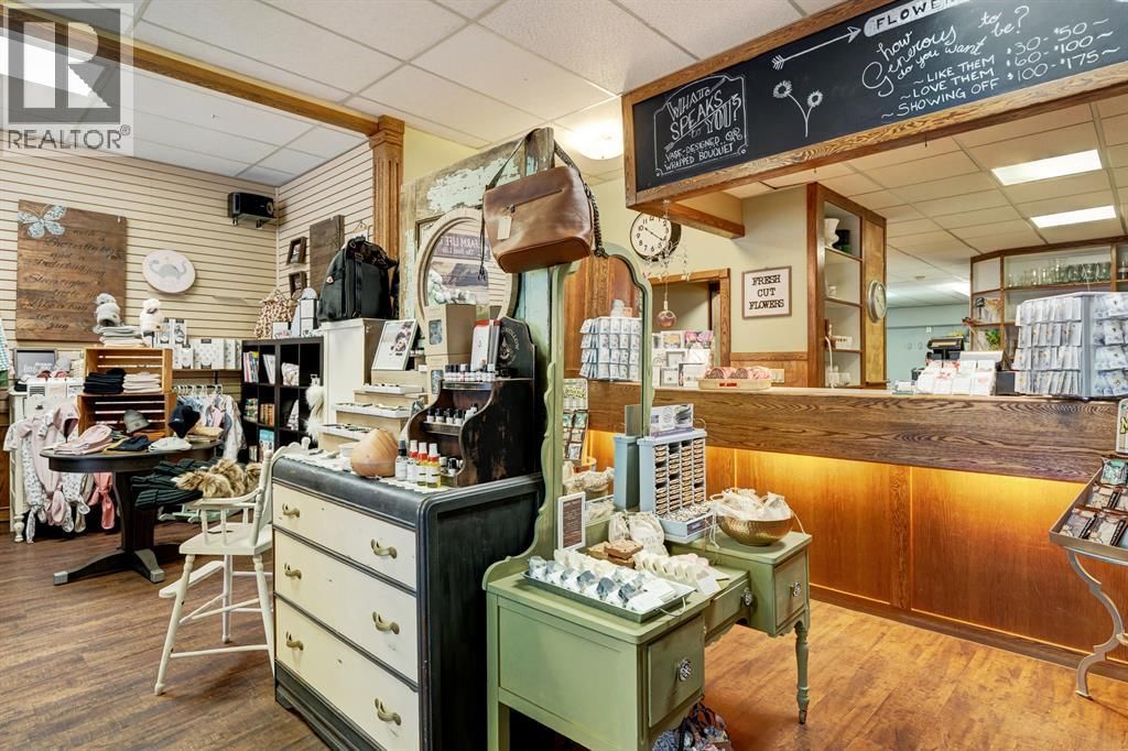 121 CENTRE STREET Image 17