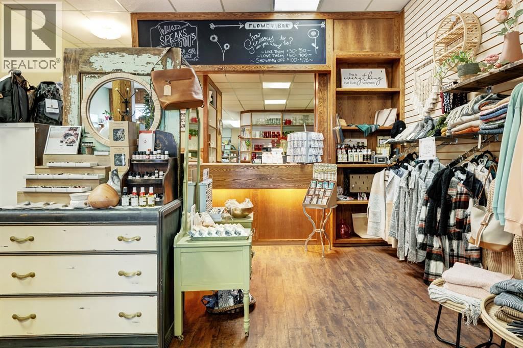 121 CENTRE STREET Image 7