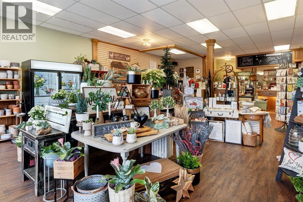 121 CENTRE STREET Image 8