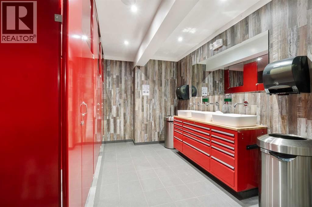 5015 50 AVENUE Image 12