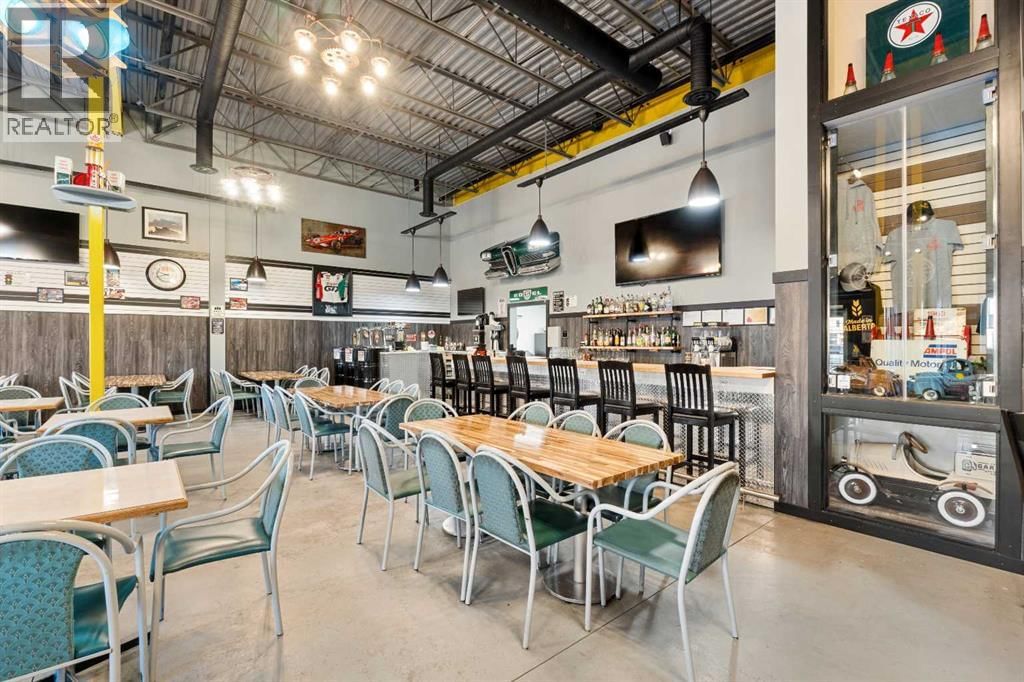 5015 50 AVENUE Image 5