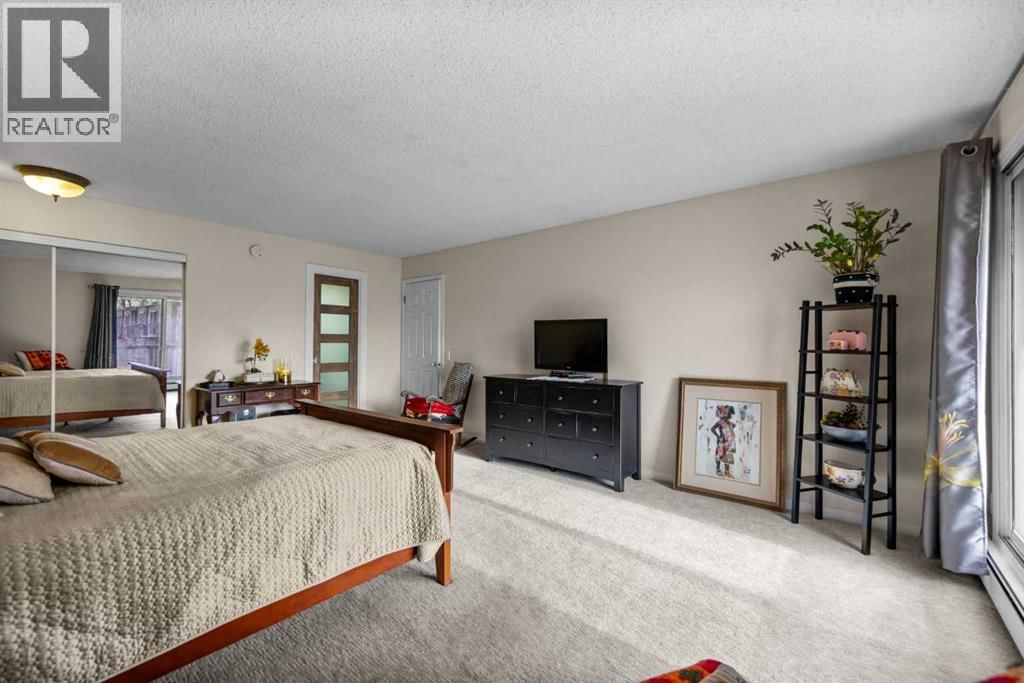 305 25 AVENUE SOUTHWEST Image 27