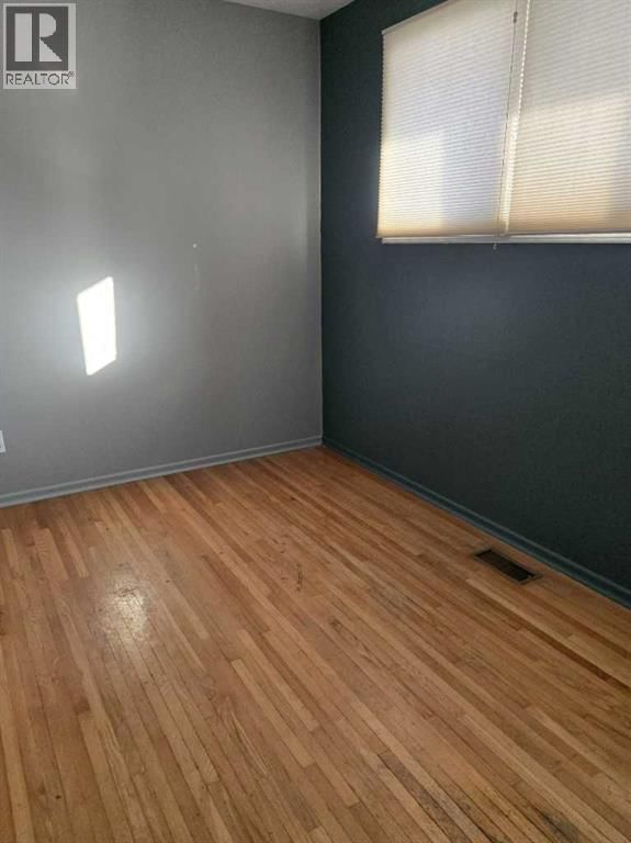 101 SIMPSON STREET Image 10