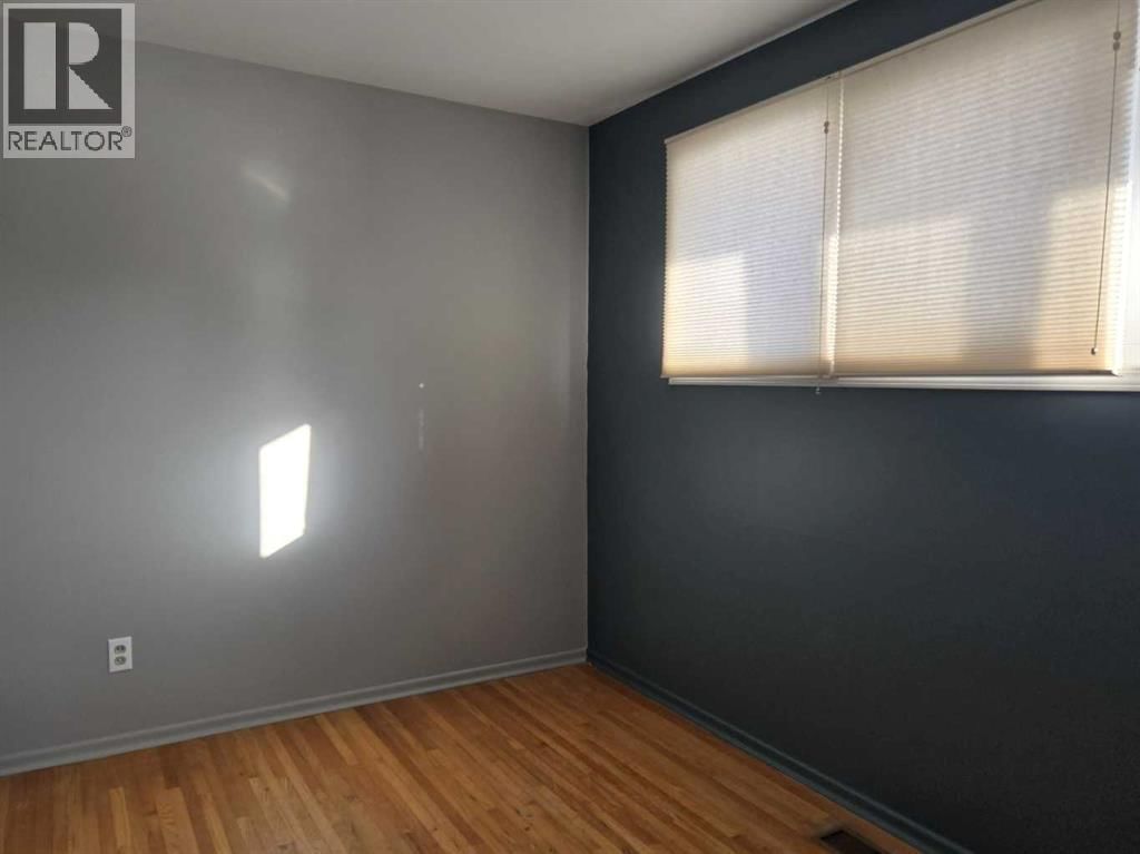 101 SIMPSON STREET Image 11