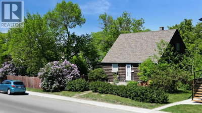 Image #1 of Commercial for Sale at 34, Calgary, Alberta