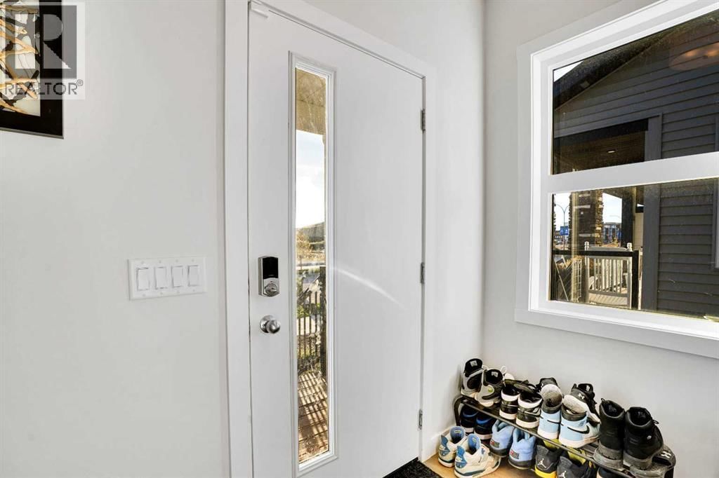 514 Wolf Willow Boulevard property photo