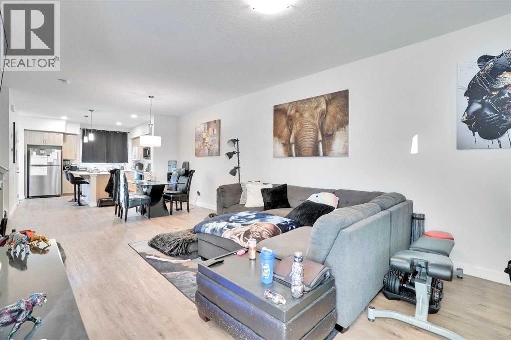 514 Wolf Willow Boulevard property photo