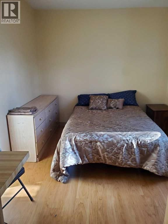 5013 50 AVENUE Image 10