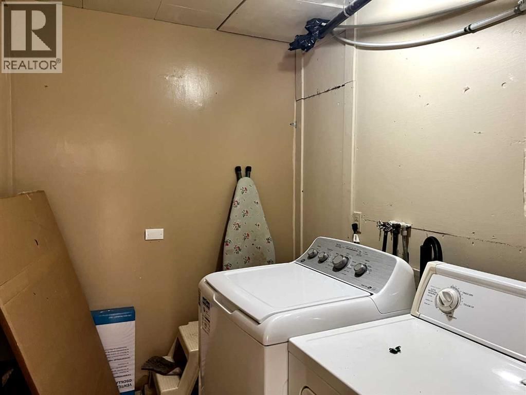 5013 50 AVENUE Image 7