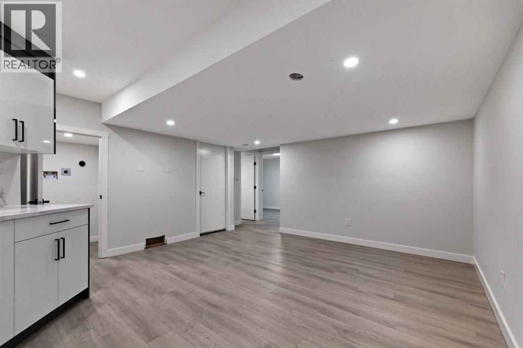 81 SADDLECREST GREEN NORTHEAST Image 30