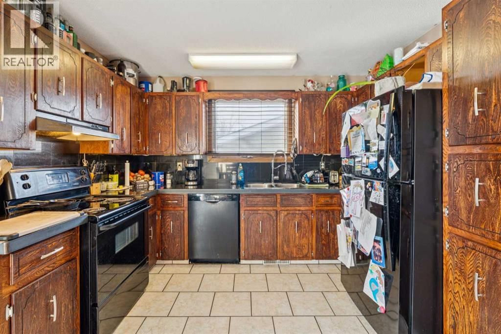 4617 48 STREET Image 9