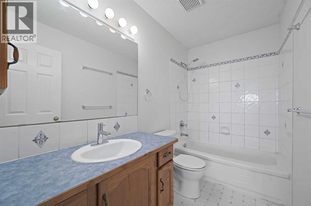 182 COVENTRY CLOSE NORTHEAST Image 19