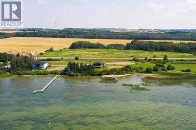 Image #1 of Commercial for Sale at Twin Rose, Jarvis Bay, Alberta