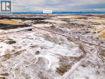 Image #1 of Commercial for Sale at Glendale, Rocky View, Alberta