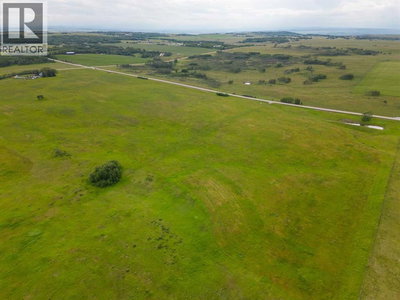 Image #1 of Commercial for Sale at Glendale, Rocky View, Alberta