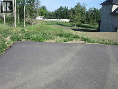Image #1 of Commercial for Sale at 672a, Lac Lae, Alberta