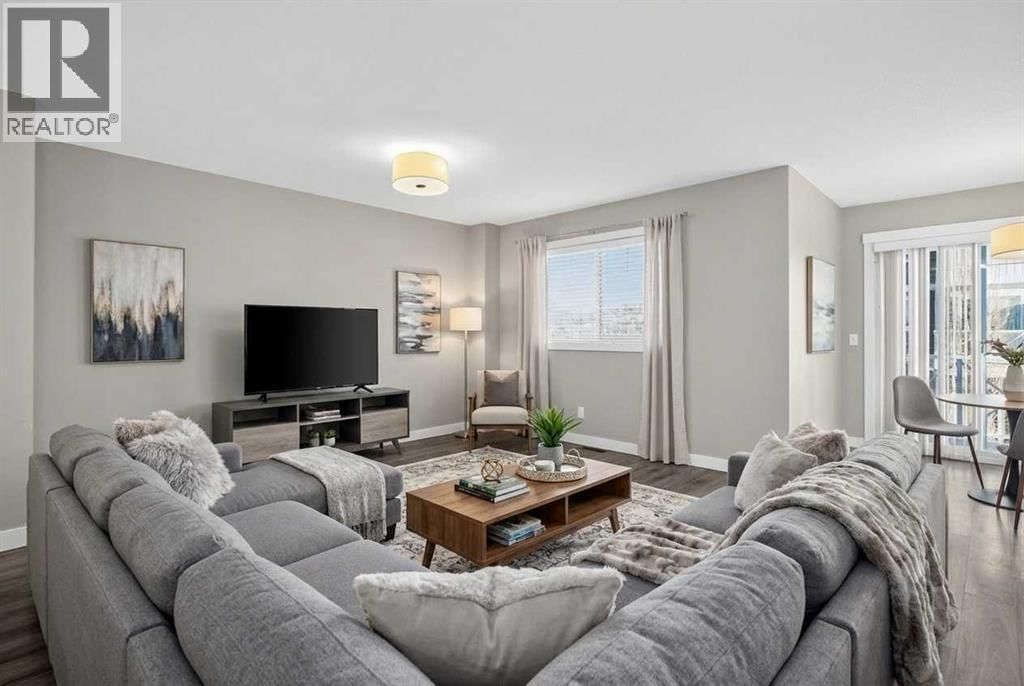 307 SKYVIEW RANCH GROVE NORTHEAST Image 2