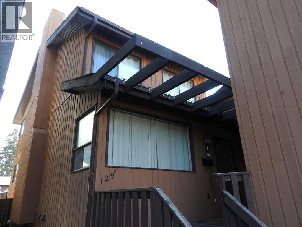 129 32 Avenue property photo