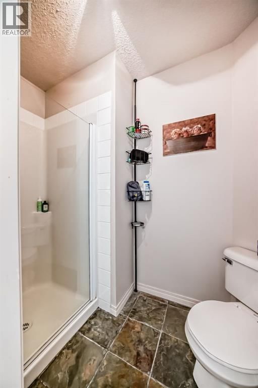 21 ROYAL OAK GARDENS NORTHWEST Image 13