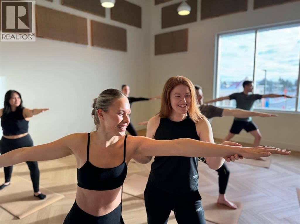 125 OAKMOOR CIRCLE SOUTHWEST Image 13