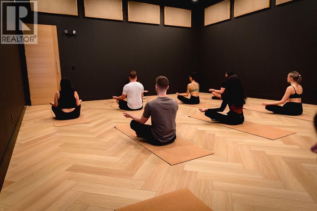 125 OAKMOOR CIRCLE SOUTHWEST Image 15