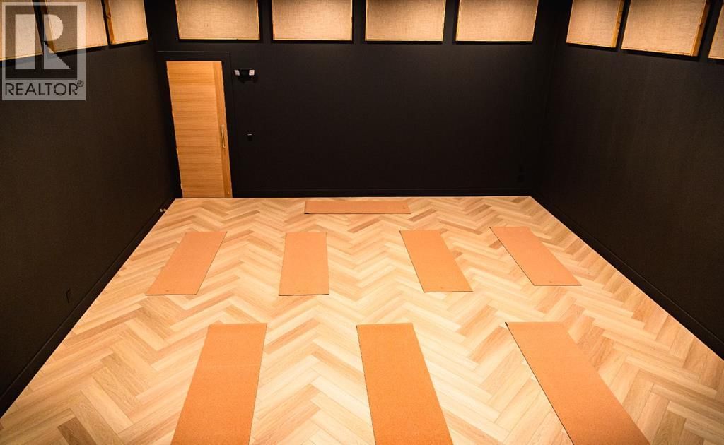 125 OAKMOOR CIRCLE SOUTHWEST Image 17