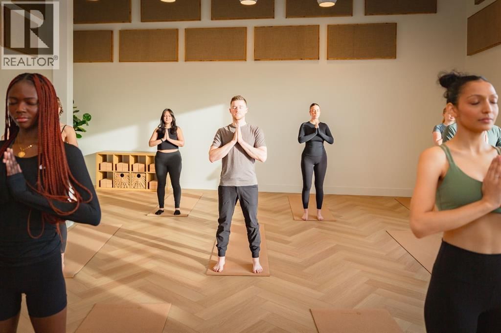 125 OAKMOOR CIRCLE SOUTHWEST Image 29